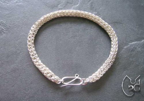 Silver Loop-in-Loop Bracelet  -  BL24